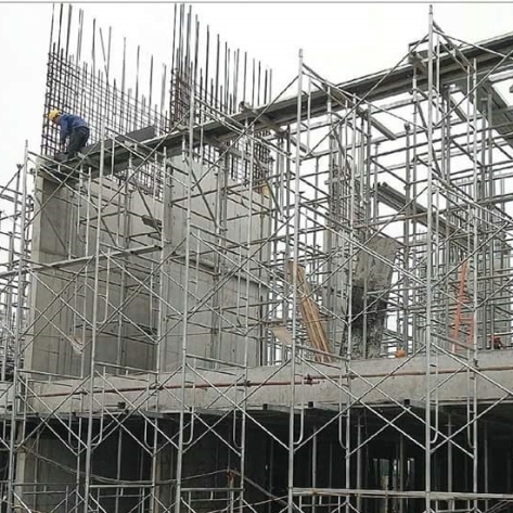 Giàn giáo xây dựng và vai trò trong quản lý rủi ro an toàn lao động tại công trường
