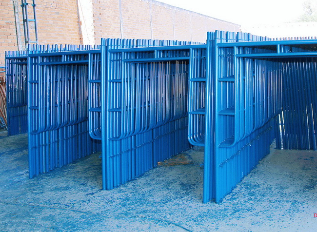 cung-cap-gian-giao-khung