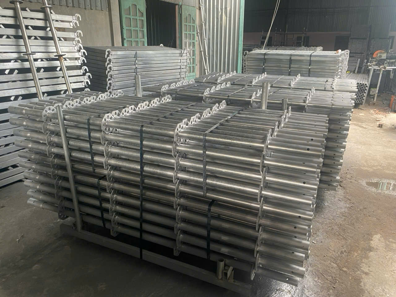 Cấu tạo chi tiết và Ứng dụng của Giàn giáo đĩa